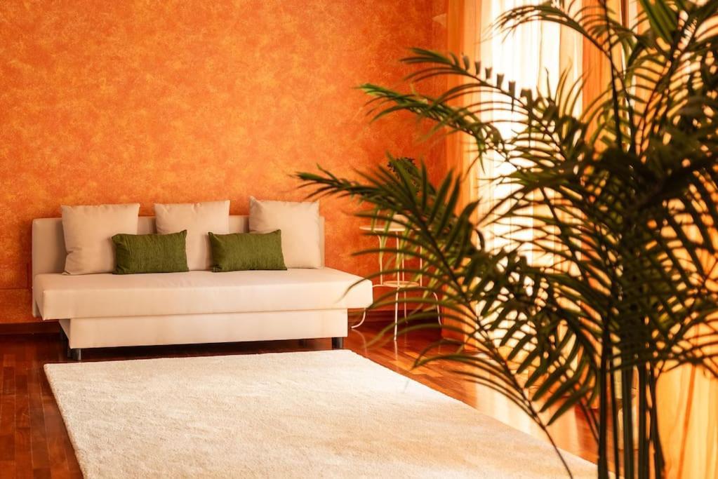 ブスト・アルシーツィオAttico Vicino Milano, Mxp, Rho Fieraアパートメント エクステリア 写真